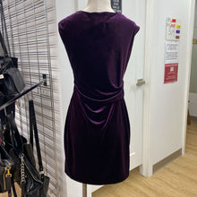 Load image into Gallery viewer, Molly Bracken velour dress M