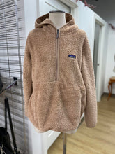 Load image into Gallery viewer, Patagonia teddy 1/2 zip pullover L