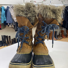 Load image into Gallery viewer, Sorel Joan of Artic boots 7.5