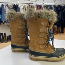 Load image into Gallery viewer, Sorel Joan of Artic boots 7.5