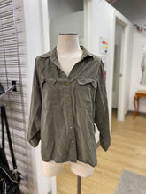 Load image into Gallery viewer, Babaton shirt S