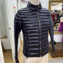 Load image into Gallery viewer, Mango down jacket S