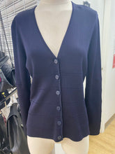 Load image into Gallery viewer, Dana Buchman Vintage Silk Sweater M