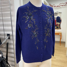 Load image into Gallery viewer, Made on China vintage sweater 38