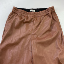 Load image into Gallery viewer, Babaton pleather pants M