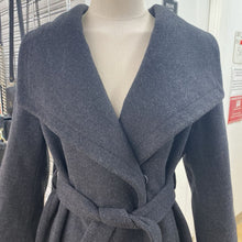 Load image into Gallery viewer, Michael Kors lined wool/cashmere light coat L