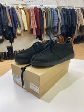 Load image into Gallery viewer, Clarks Originals Desert Trek suede shoes NWT 8