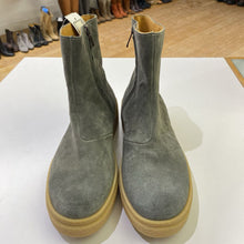 Load image into Gallery viewer, EL Natura Lista Suede boots 41