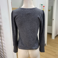 Load image into Gallery viewer, Dagg & Stacey soft knit top M