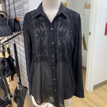 Load image into Gallery viewer, Gap beaded sheer top XS