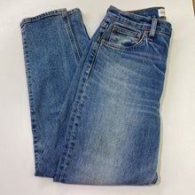 Load image into Gallery viewer, Denim Forum Yoko High Rise Slim jeans 27