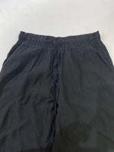 Load image into Gallery viewer, Black Flowy pants