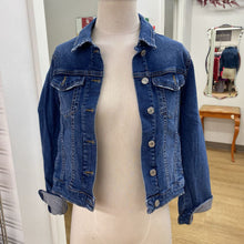 Load image into Gallery viewer, kAROL DENI JACKET