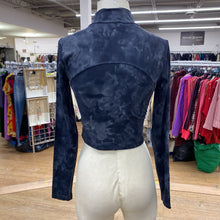 Load image into Gallery viewer, Lululemon mock neck top 4