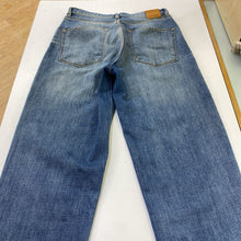 Load image into Gallery viewer, DU/ER barrel leg jeanjs 27x27