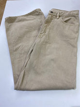 Load image into Gallery viewer, BDG High Wide Leg jeans 29