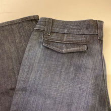 Load image into Gallery viewer, Fidelity flare leg jeans NWT 29