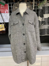 Load image into Gallery viewer, Hudson North wool/blend shacket M