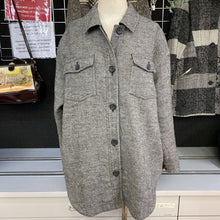 Load image into Gallery viewer, Hudson North wool/blend shacket M
