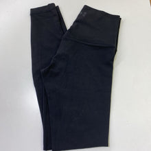 Load image into Gallery viewer, Lululemon Canada leggings 4