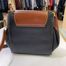 Load image into Gallery viewer, Bally vintage leather crossbody