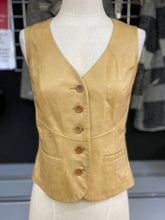 Load image into Gallery viewer, Danier leather vest XS NWT
