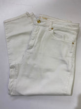 Load image into Gallery viewer, Michael Kors cropped jeans 12