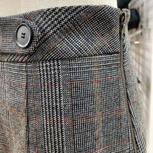 Load image into Gallery viewer, Judith & Charles lined wool skirt 4