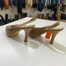 Load image into Gallery viewer, Prada slingback heels 37.5