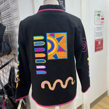 Load image into Gallery viewer, Allure patches jacket M