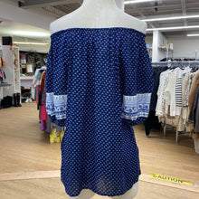 Load image into Gallery viewer, Lucky Brand top M