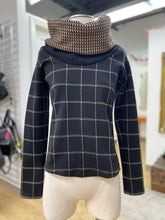 Load image into Gallery viewer, Ruelle cowl neck top S