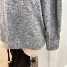 Load image into Gallery viewer, Banana Republic turtleneck sweater M