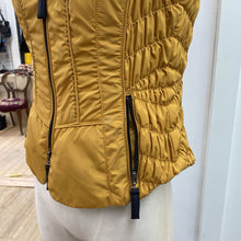 Load image into Gallery viewer, Crisca quilted vest 4
