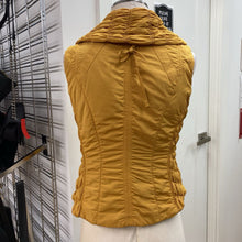 Load image into Gallery viewer, Crisca quilted vest 4