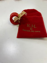 Load image into Gallery viewer, Vintage Kenneth Jay Lane necklace