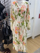 Load image into Gallery viewer, H&M floral maxi dress S