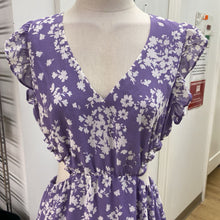 Load image into Gallery viewer, Dynamite cut out dress M NWT
