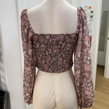 Load image into Gallery viewer, Dynamite smocked top M