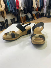 Load image into Gallery viewer, EL Natura Lista leather sandals NWOT 40