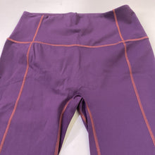 Load image into Gallery viewer, Lululemon leggings 6