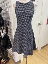 Load image into Gallery viewer, Lululemon dress 8