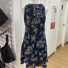 Load image into Gallery viewer, Lauren Ralph Lauren floral dress 8