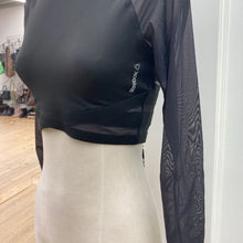 Load image into Gallery viewer, Reebok mesh cropped top S