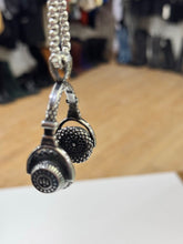 Load image into Gallery viewer, Headphones pendant on thick chain
