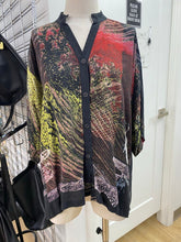 Load image into Gallery viewer, Dressori satin top L/XL