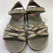 Load image into Gallery viewer, Teva strappy sandals 8
