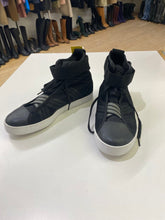 Load image into Gallery viewer, Y-3 Adidas High top sneakers 7.5