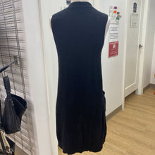 Load image into Gallery viewer, Maison cinqcent cashmere knit vest S