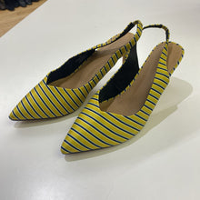 Load image into Gallery viewer, ASOS striped slingbacks 8